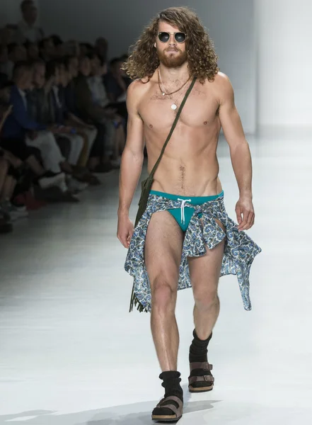 Parke & Ronen - Spring/Summer 2016 Collection — ストック写真