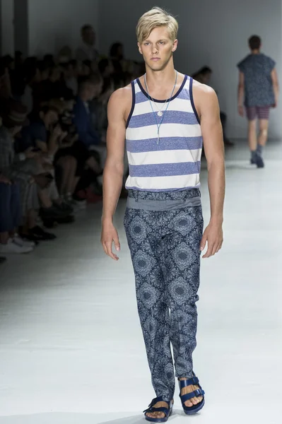 Parke & Ronen - Spring/Summer 2016 Collection — 图库照片