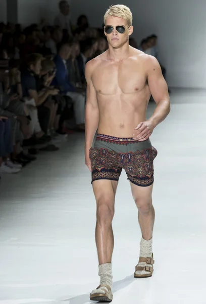 Parke & Ronen - Spring/Summer 2016 Collection — стокове фото