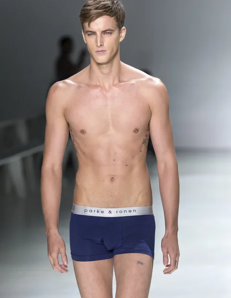 Parke & Ronen - Spring/Summer 2016 Collection — Zdjęcie stockowe