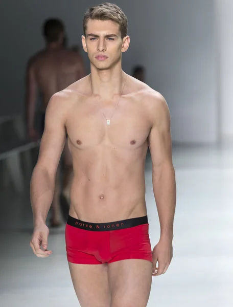 Parke & Ronen - Spring/Summer 2016 Collection — Stockfoto