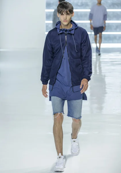 John Elliott - Spring/Summer 2016 Collection — Stock Fotó