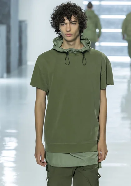 John Elliott - Spring/Summer 2016 Collection — Stock Fotó