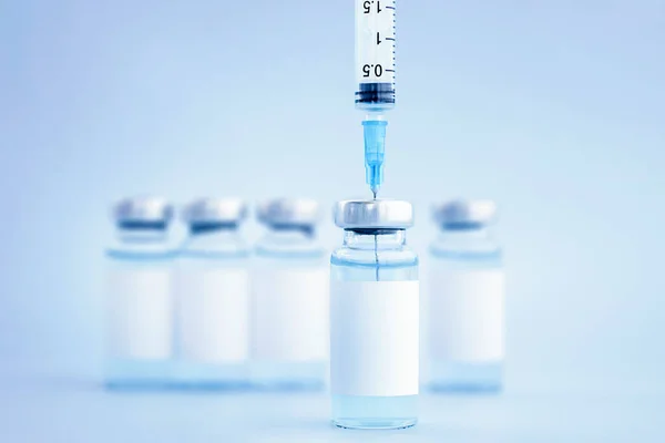 Vial Vacuna Jeringa Primer Plano Concepto Vacunación —  Fotos de Stock