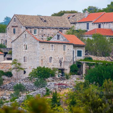 Hırvatistan 'ın Hvar adasındaki Selca' nın güzel manzarası.