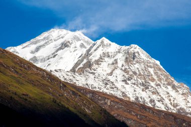 KALAPANI, NEPAL - CIRCA NOVEMBER 2013: Kasım 2013 'te Kalapani' de Dhaulagiri manzarası.