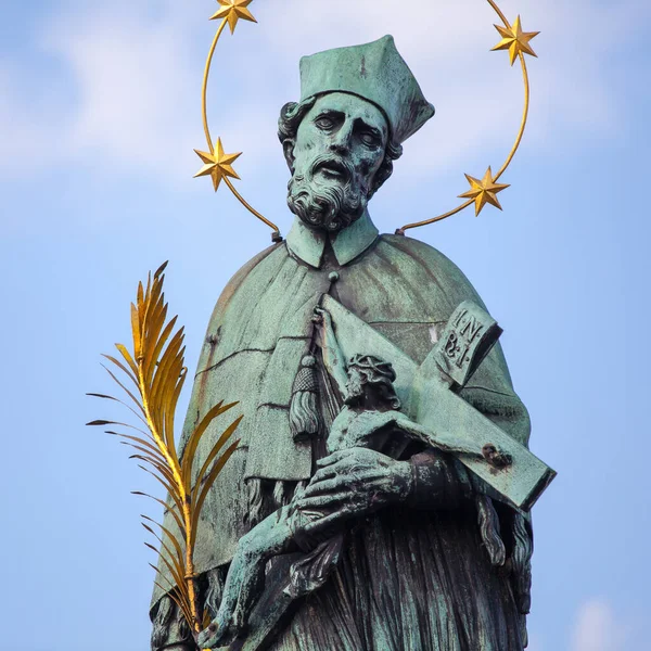 Prague República Checa Circa Abril 2017 Escultura João Nepomuk Ponte — Fotografia de Stock