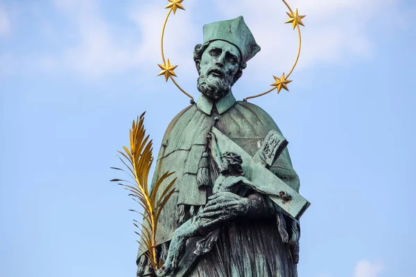 Prague República Checa Circa Abril 2017 Escultura João Nepomuk Ponte — Fotografia de Stock