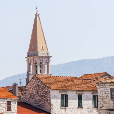 Hırvatistan 'ın Hvar adasında yer alan küçük bir kasaba olan Stari Grad manzarası.