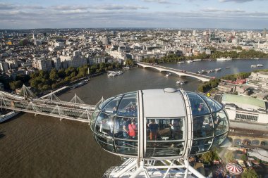 LONDON, ENGLAND - CIRCA SEPTEMBER 2014: İngiltere 'nin güzel manzarası Eylül 2014 Londra' da.