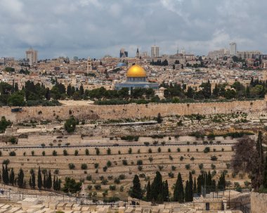 JERUSALEM, ISRAEL - CIRCA MAYIS 2018: Kudüs şehrinin muhteşem manzarası Mayıs 2018 'de Kudüs' te.