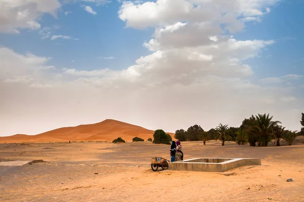 Hassilabied Morocco Circa Wrzesień 2014 Widok Wioskę Hassilabied Koło Merzouga — Zdjęcie stockowe