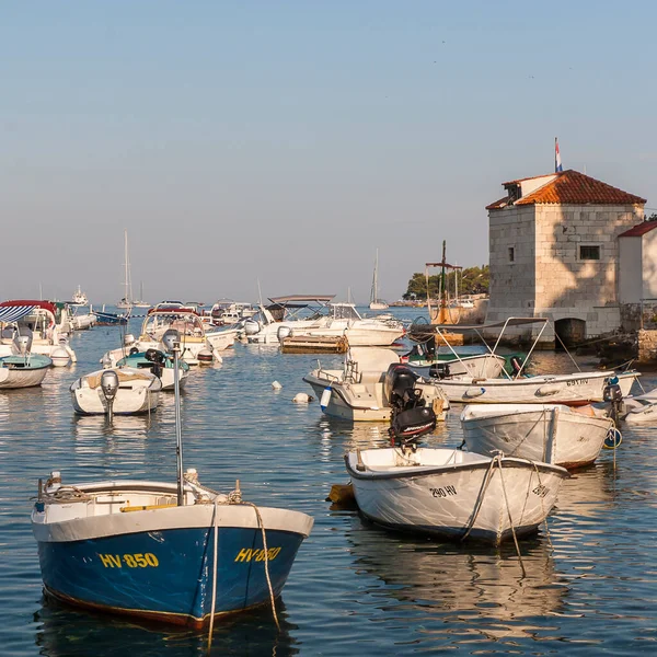 Barco Motor Puerto Pueblo Sveta Nedilja Isla Hvar Circa Septiembre — Foto de Stock