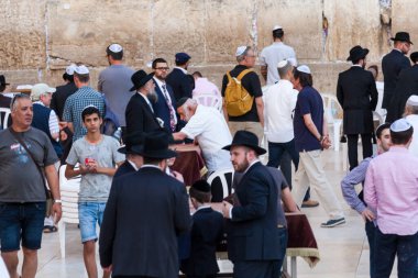 JERUSALEM, ISRAEL - CIRCA MAYIS 2018: Kudüs 'teki Batı Duvarı manzarası, İsrail yaklaşık Mayıs 2018' de Kudüs 'te.