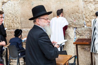 JERUSALEM, ISRAEL - CIRCA MAYIS 2018: Kudüs 'teki Batı Duvarı manzarası, İsrail yaklaşık Mayıs 2018' de Kudüs 'te.