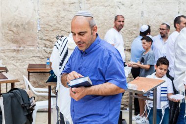 JERUSALEM, ISRAEL - CIRCA MAYIS 2018: Kudüs 'teki Batı Duvarı manzarası, İsrail yaklaşık Mayıs 2018' de Kudüs 'te.