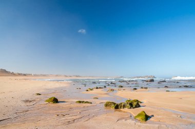 OUALIDIA, MOROCCO - CIRCA EPTEMBER 2014: Oualidia 'nın Eylül 2014' te Oualidia 'da görülmesi.