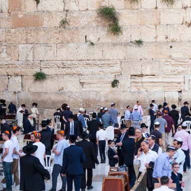 JERUSALEM, ISRAEL - CIRCA MAYIS 2018: Kudüs 'teki Batı Duvarı manzarası, İsrail yaklaşık Mayıs 2018' de Kudüs 'te.