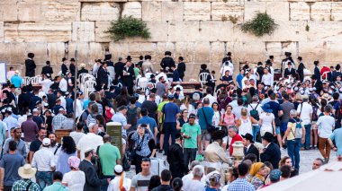 JERUSALEM, ISRAEL - CIRCA MAYIS 2018: Kudüs 'teki Batı Duvarı manzarası, İsrail yaklaşık Mayıs 2018' de Kudüs 'te.