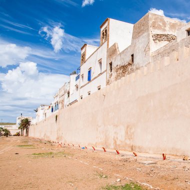 ESSAOUIRA, MOROCCO - CIRCA EPTEMBER 2014: Essaouira kasabası, Eylül 2014, Essaouira.