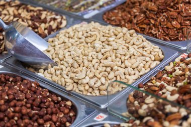 Marketteki lezzetli İsrail tatlıları