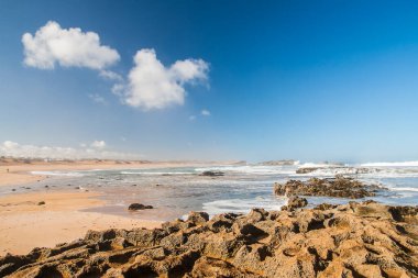 OUALIDIA, MOROCCO - CIRCA EPTEMBER 2014: Oualidia 'nın Eylül 2014' te Oualidia 'da görülmesi.