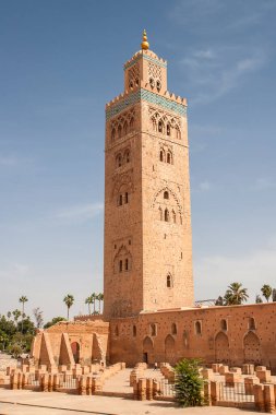 MARRAKECH, MOROCCO - CIRCA Eylül 2014: Koutoubia Camii Eylül 2014 civarında Marakeş 'te.