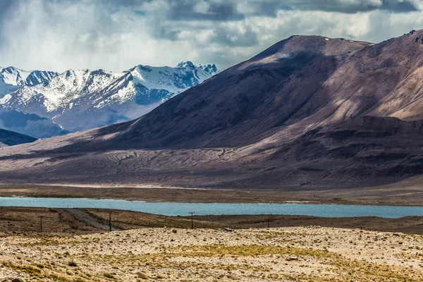 Vacker Utsikt Över Sjön Sasykkul Pamir Tadzjikistan — Stockfoto