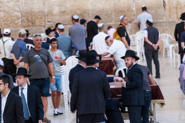 JERUSALEM, ISRAEL - CIRCA MAYIS 2018: Kudüs 'teki Batı Duvarı manzarası, İsrail yaklaşık Mayıs 2018' de Kudüs 'te.