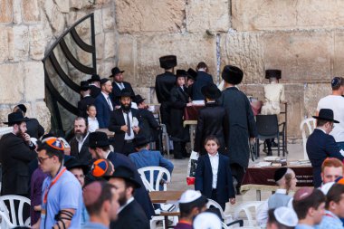 JERUSALEM, ISRAEL - CIRCA MAYIS 2018: Kudüs 'teki Batı Duvarı manzarası, İsrail yaklaşık Mayıs 2018' de Kudüs 'te.