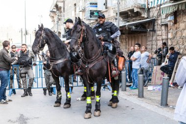 JERUSALEM, ISRAEL - CIRCA MAYIS 2018: Kudüs sokaklarının görünümü
