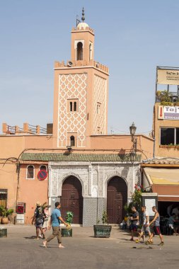 MARRAKECH, MOROCCO - CIRCA EPTEMBER 2014: Marakeş sokakları Eylül 2014 civarı Marakeş 'te.