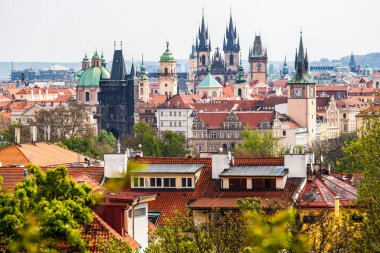 PRAG, CZECH REPUBLIC - CIRCA MAYIS 2017: Çek Cumhuriyeti 'nin başkenti Prag şehri Mayıs 2017.