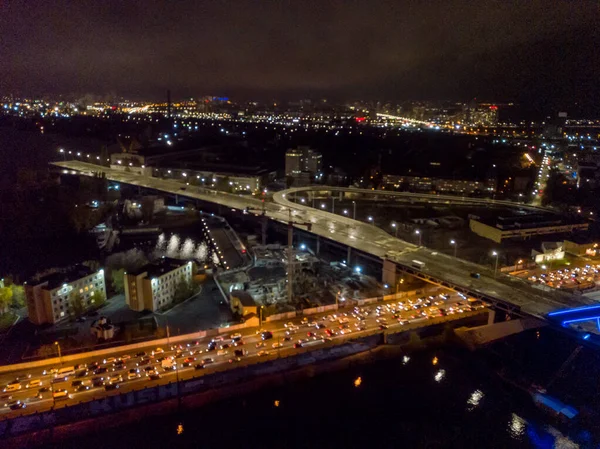 Hava Aracı Görüntüsü Akşam Kiev Köprü Inşaatı — Stok fotoğraf