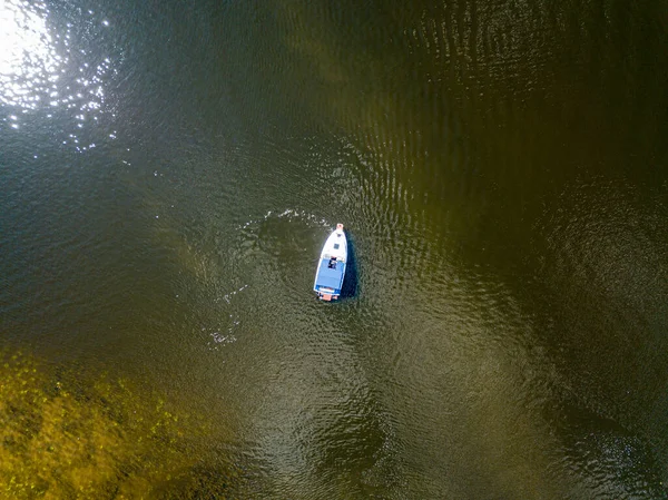 Aerial Drone View Motor Boat Sails River Sunny Day — Stock Photo, Image