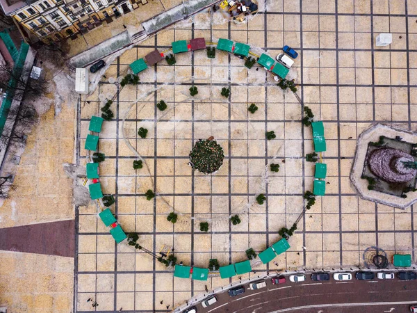 Vista Dall Alto Del Drone Aereo Albero Capodanno Sulla Piazza — Foto Stock