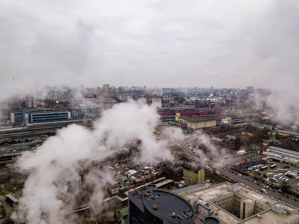 Vista Aérea Drones Edifício Estação Ferroviária Kiev Através Fumaça Branca — Fotografia de Stock