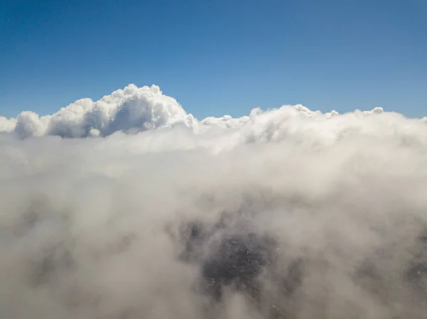 Volando Las Nubes Vista Aérea Alta — Foto de Stock