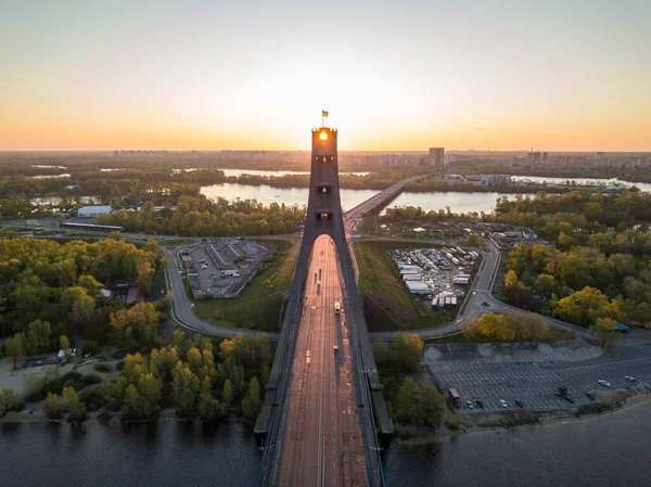 North Bridge Kiev Rising Sun Rays Bridge Sunrise Pylon Aerial — Stock Photo, Image