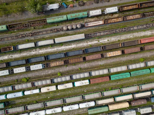 Trenes Mercancías Vías Férreas Vista Superior Del Dron Aéreo Soleado —  Fotos de Stock