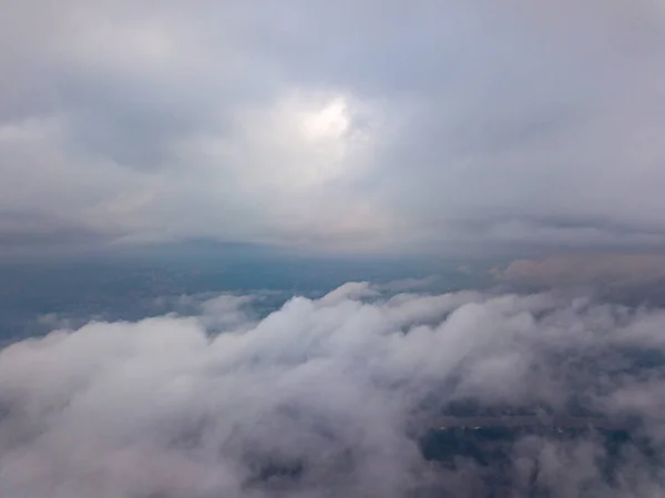 Voo Aéreo Alto Acima Das Nuvens Nascer Sol — Fotografia de Stock