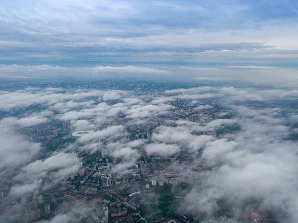 Zicht Kiev Boven Wolken Bij Dageraad Luchtdrone Zicht — Stockfoto