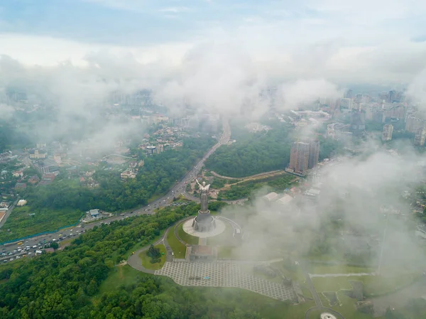 Patria Monumento Kiev Tra Nuvole Vista Aerea Drone — Foto Stock
