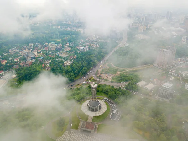 Patria Monumento Kiev Tra Nuvole Vista Aerea Drone — Foto Stock
