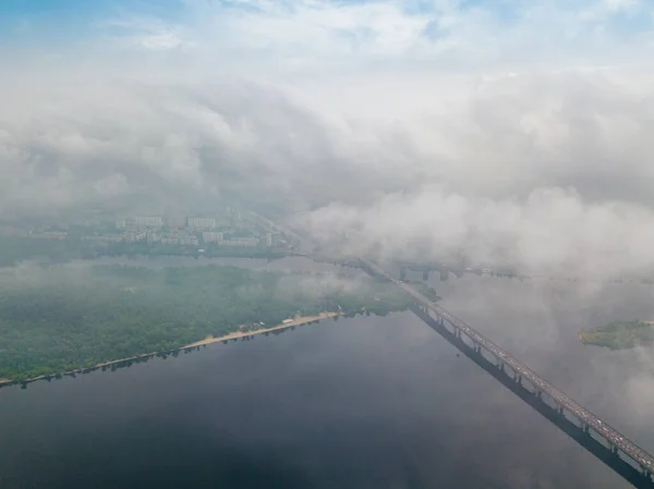 Hög Utsikt Över Floden Dnepr Kiev Genom Molnen Vår Grumlig — Stockfoto