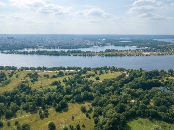 Létě Řeka Dněpru Kyjevě Zobrazení Leteckých Dronů — Stock fotografie