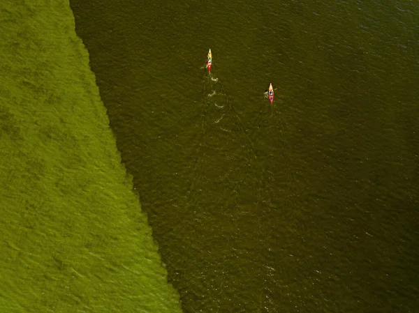 Kayaks Agua Verde Del Río Vista Superior Del Dron Aéreo — Foto de Stock