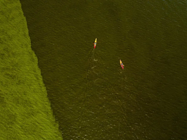 Kayaks Agua Verde Del Río Vista Superior Del Dron Aéreo — Foto de Stock