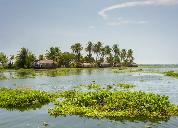 Kerala vattenvägar och båtar — Stockfoto