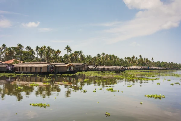 Vías navegables y barcos de Kerala — Foto de Stock